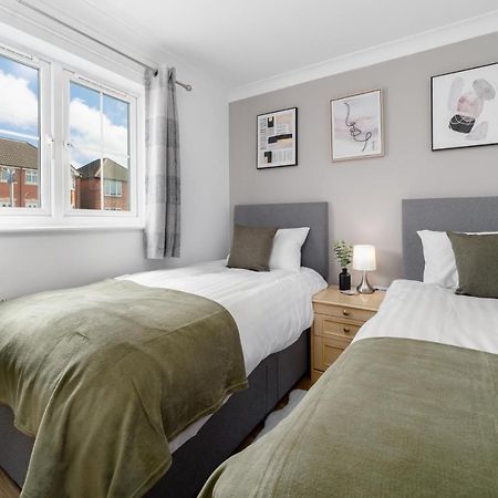 Charming 2Br Ground Floor Flat In Sholing, 11 Mins From City Centre - Recently Set Up With Love Southampton Buitenkant foto